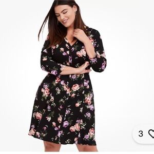 Torrid Womens Shirt Dress Black/Pink Floral Stretch V Neck  Size 2X (18-20)